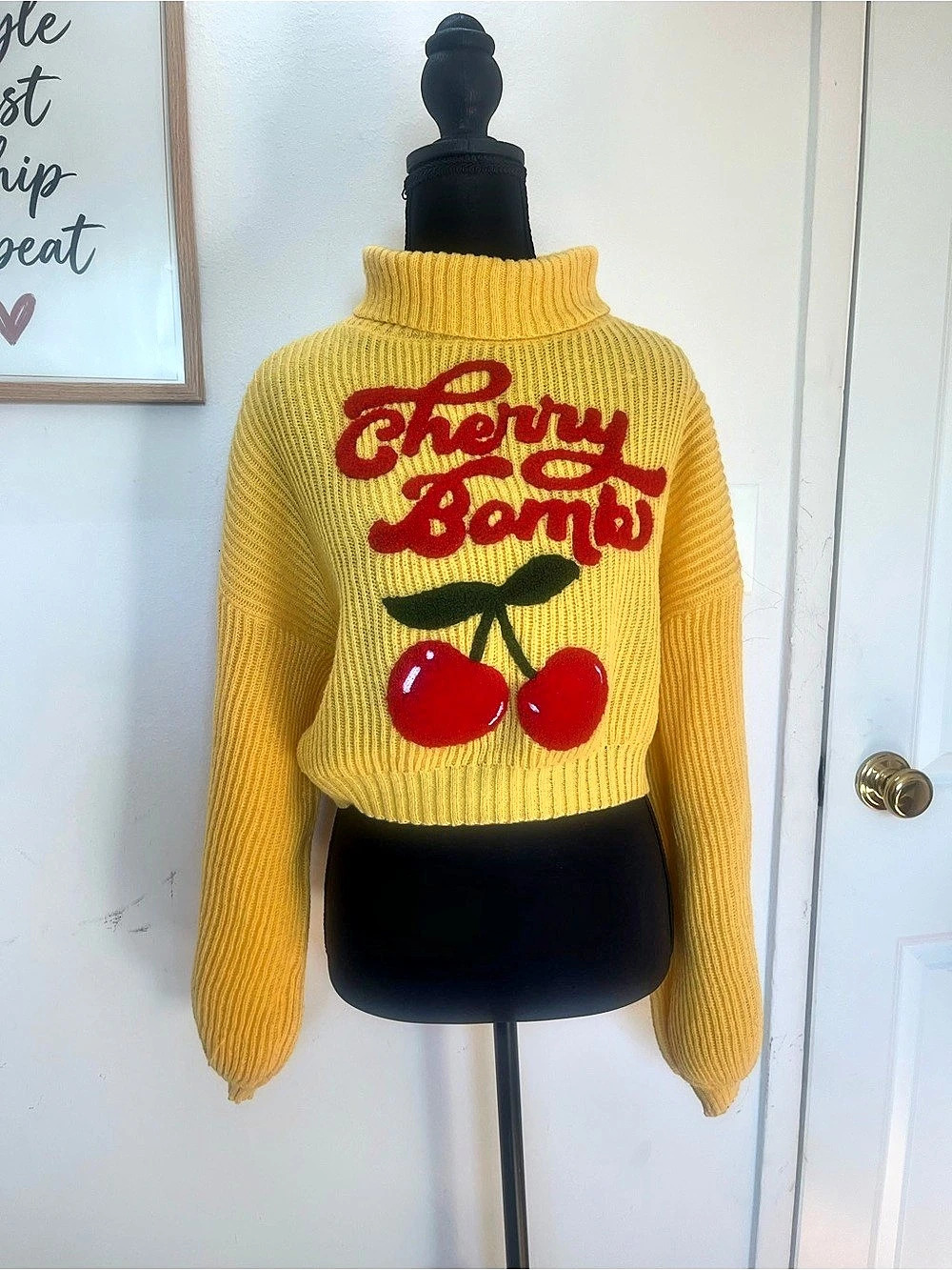 ROMWE XL Cherry Bomb Yellow Cropped Turtleneck Sweater Graphic Y2K